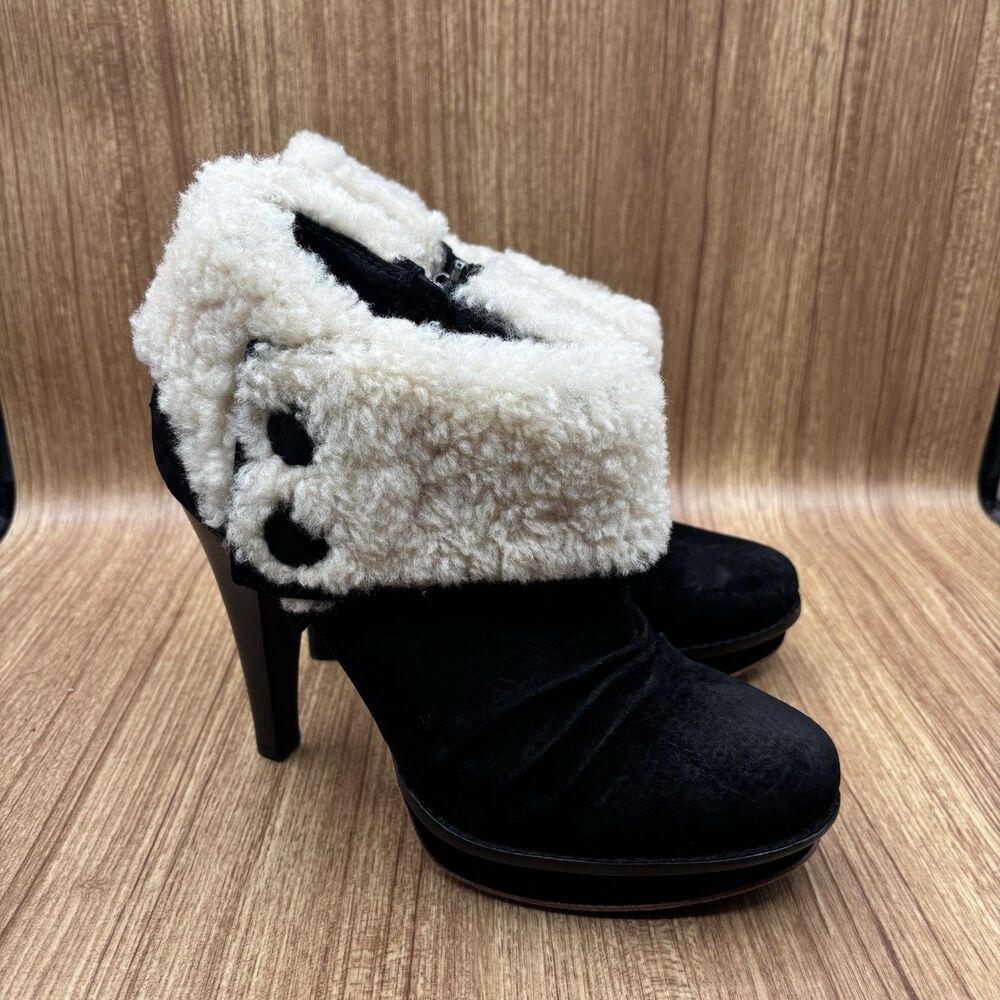 UGG Lucianna Ankle Boots Womens‎ 9 Black Suede Shearling Stiletto 1001715